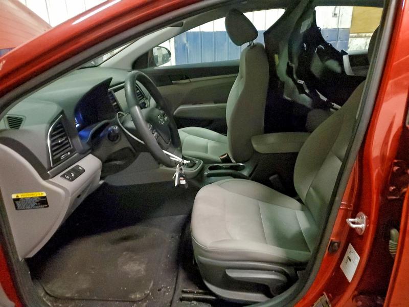 Фото 7 - HYUNDAI ELANTRA