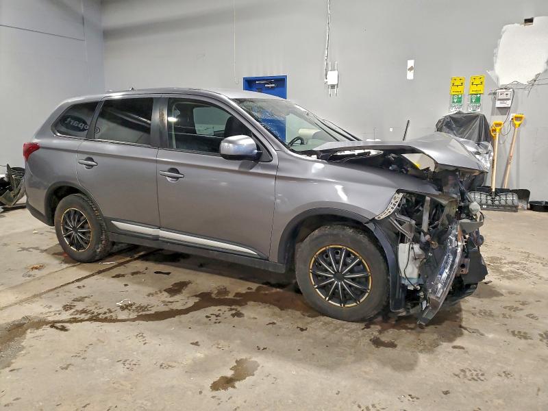 Фото 4 - MITSUBISHI OUTLANDER