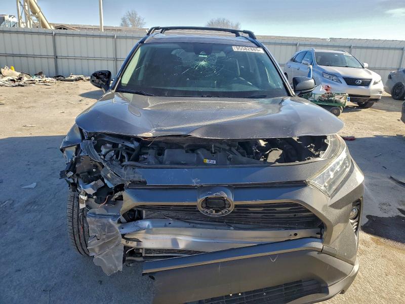 Фото 5 - TOYOTA RAV4