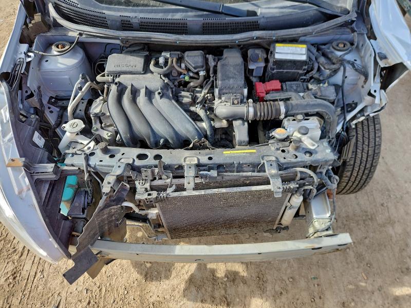 Фото 11 - NISSAN VERSA