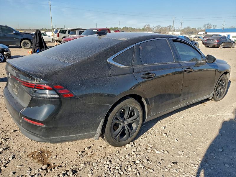 Фото 3 - HONDA ACCORD