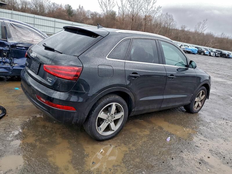 Фото 3 - AUDI Q3