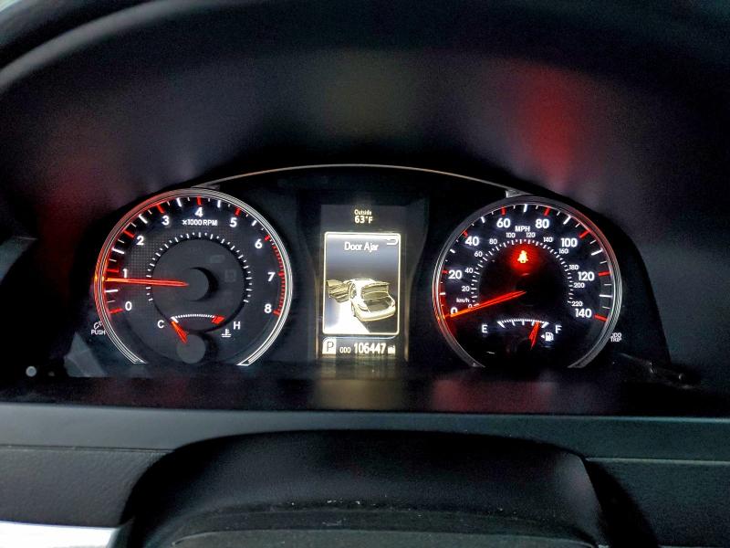 Фото 9 - TOYOTA CAMRY