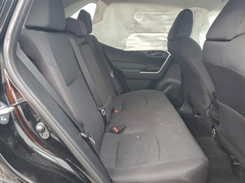 Фото 10 - TOYOTA RAV4