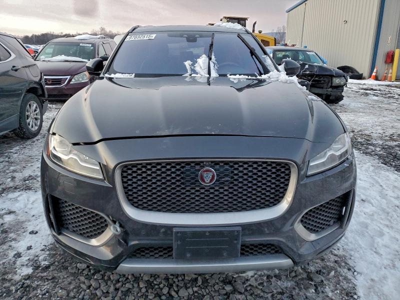 Фото 5 - JAGUAR F-PACE