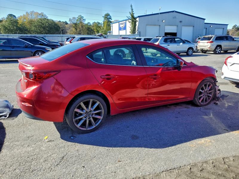 Фото 3 - MAZDA 3