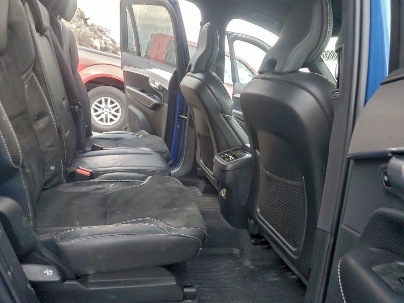 Фото 11 - VOLVO XC90