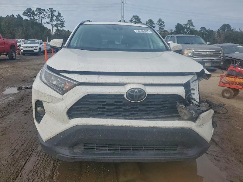 Фото 5 - TOYOTA RAV4