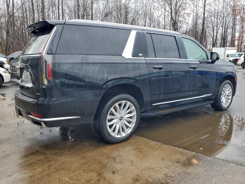 Фото 3 - CADILLAC ESCALADE