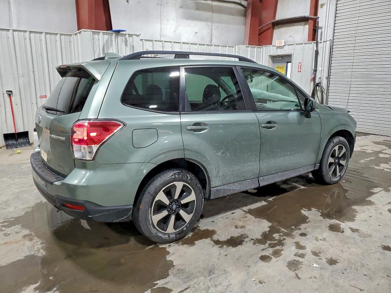 Фото 3 - SUBARU FORESTER