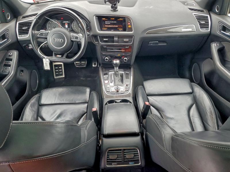Фото 8 - AUDI SQ5