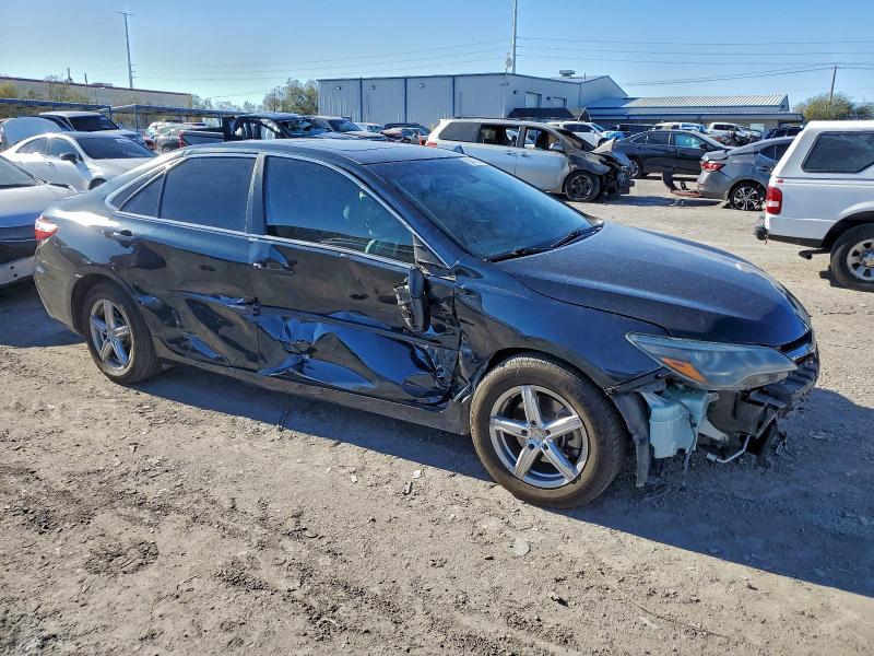 Фото 4 - TOYOTA CAMRY