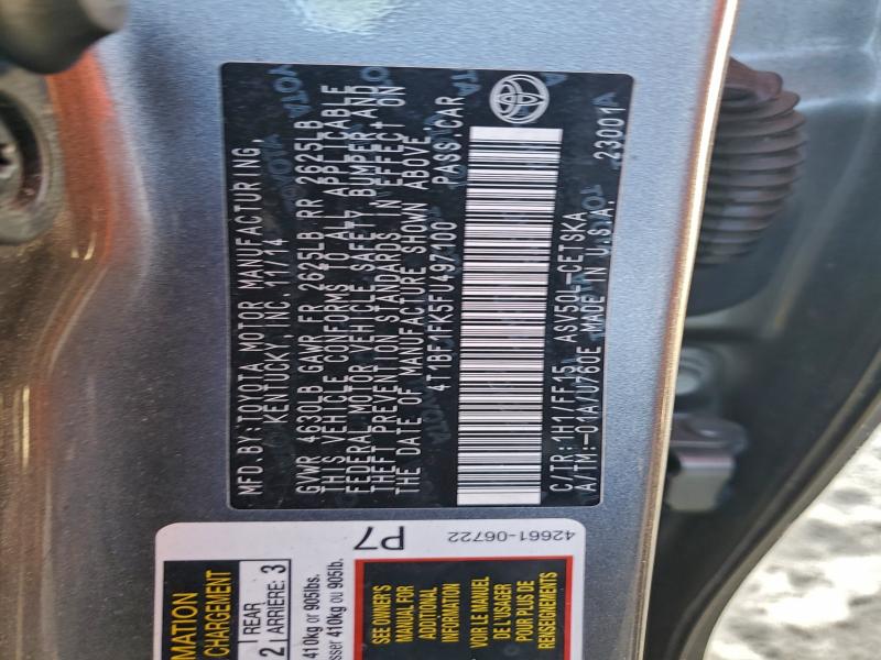 Фото 13 - TOYOTA CAMRY