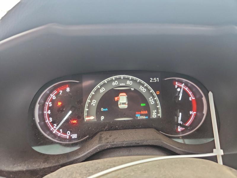 Фото 9 - TOYOTA RAV4