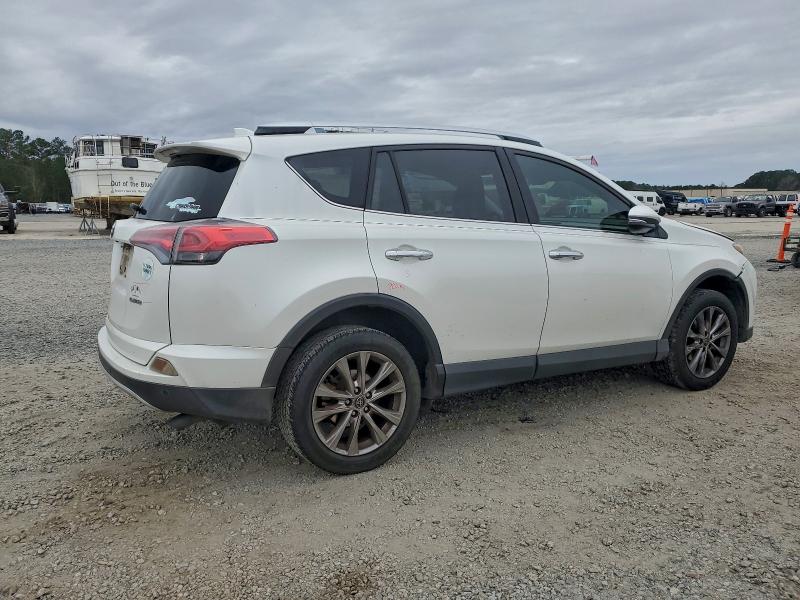 Фото 3 - TOYOTA RAV4