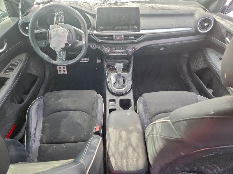 Фото 8 - KIA FORTE