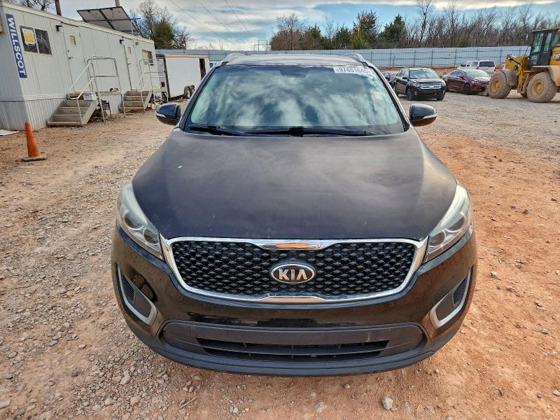 Фото 5 - KIA SORENTO