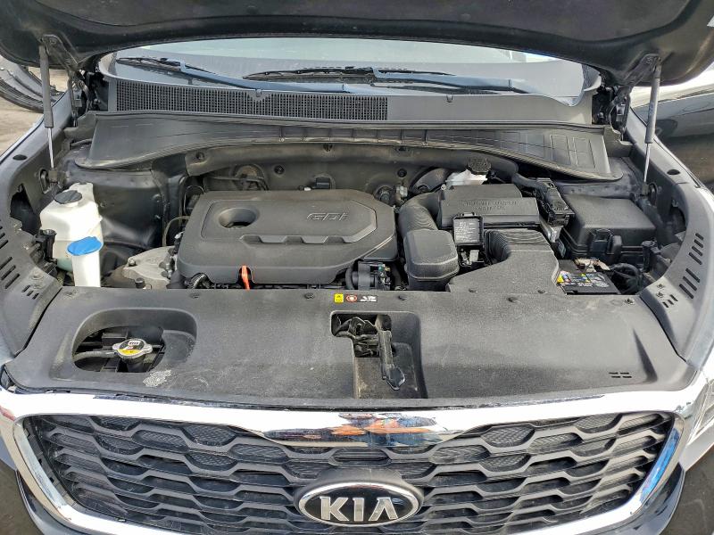 Фото 12 - KIA SORENTO