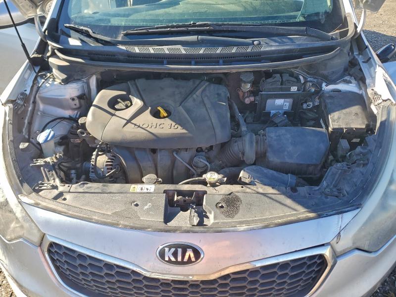 Фото 11 - KIA FORTE