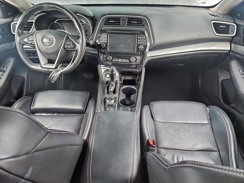 Фото 8 - NISSAN MAXIMA