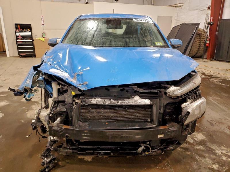 Фото 5 - HYUNDAI KONA