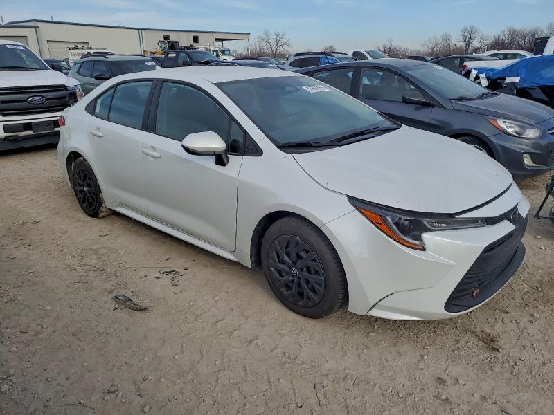 Фото 4 - TOYOTA COROLLA