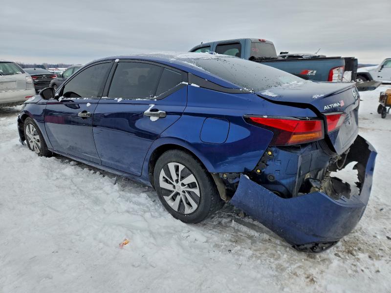 Фото 2 - NISSAN ALTIMA