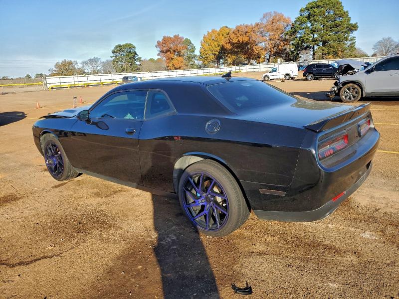 Фото 2 - DODGE CHALLENGER