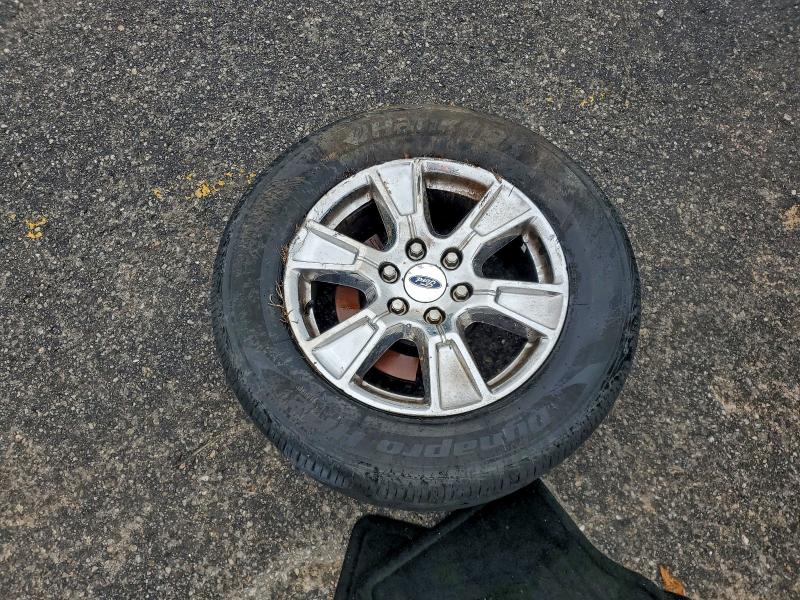 Фото 12 - FORD F-150