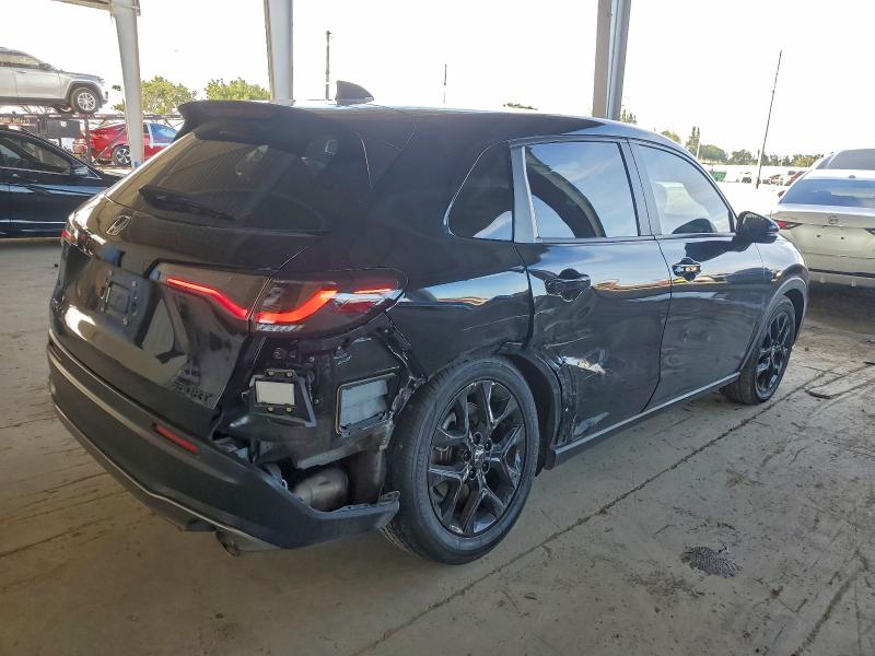 Фото 3 - HONDA HR-V