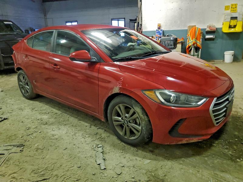 Фото 4 - HYUNDAI ELANTRA