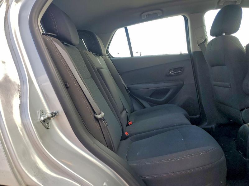 Фото 11 - CHEVROLET TRAX