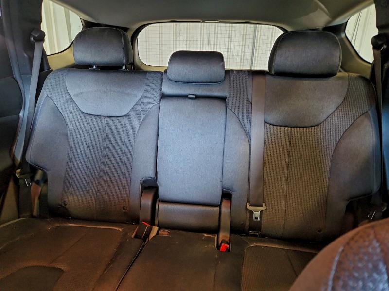 Фото 10 - HYUNDAI SANTA FE