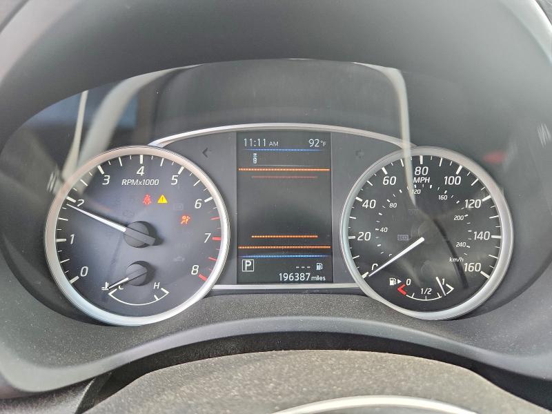 Фото 9 - NISSAN SENTRA