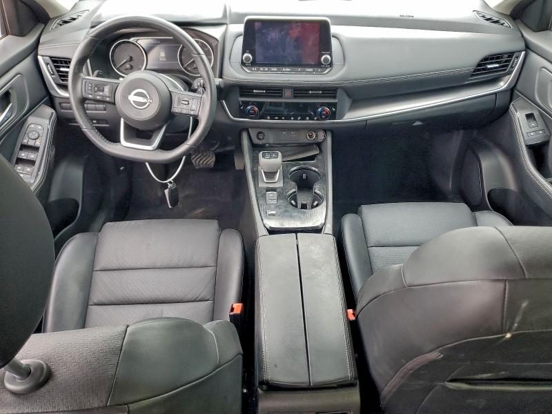 Фото 8 - NISSAN ROGUE