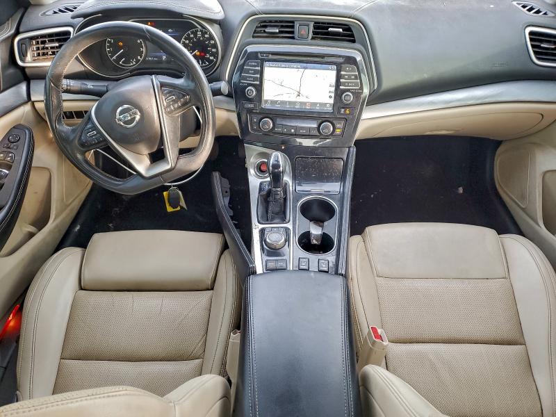 Фото 8 - NISSAN MAXIMA