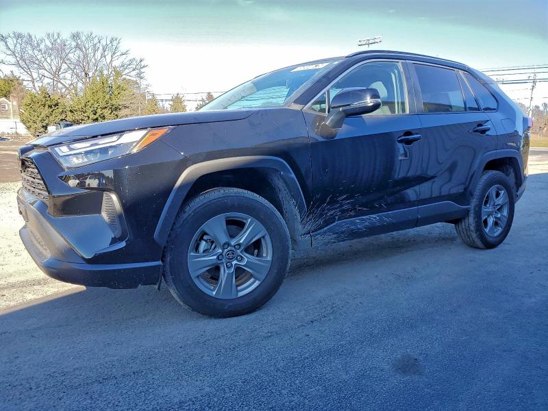 Фото 1 - TOYOTA RAV4