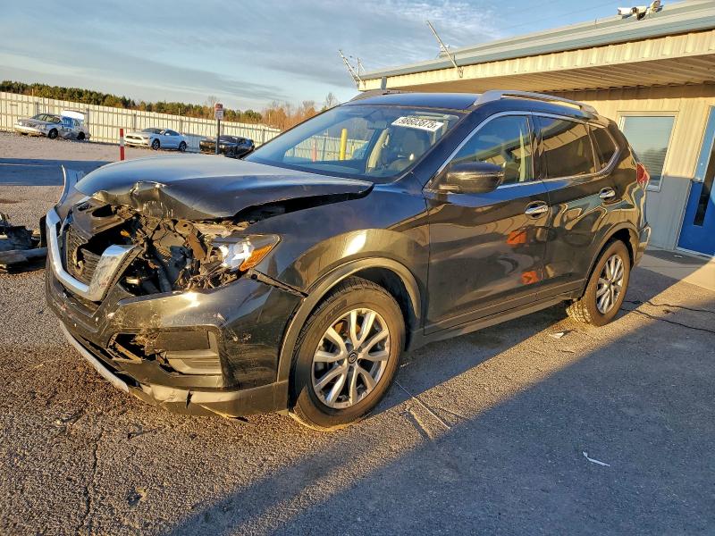 Фото 1 - NISSAN ROGUE