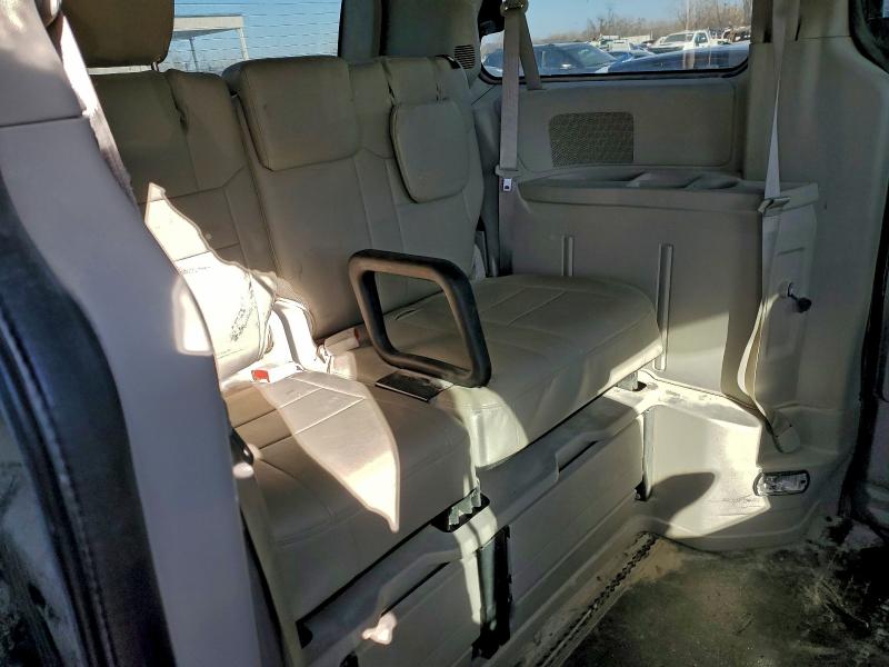 Фото 11 - DODGE CARAVAN