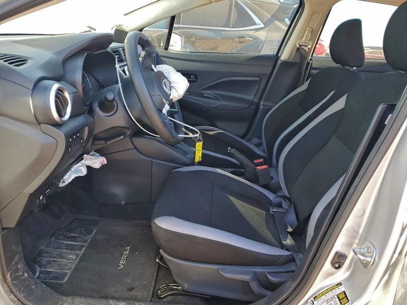 Фото 7 - NISSAN VERSA