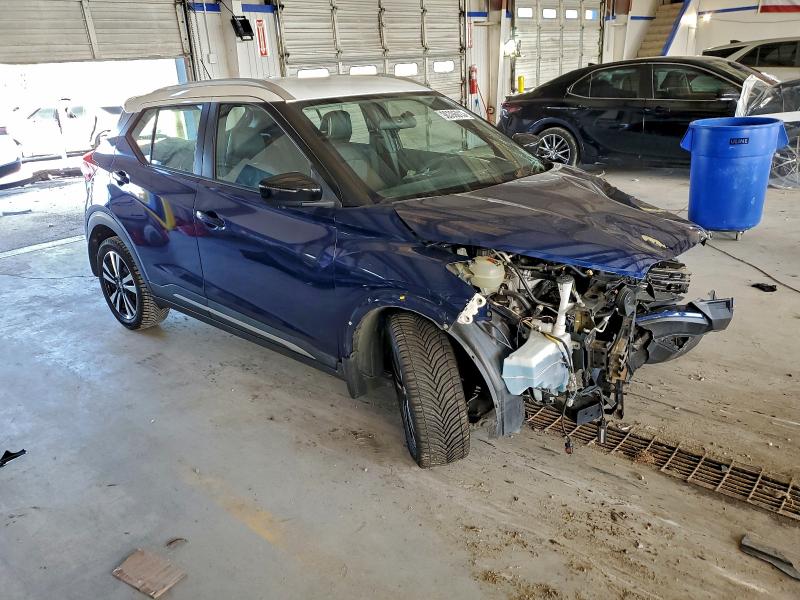 Фото 4 - NISSAN KICKS