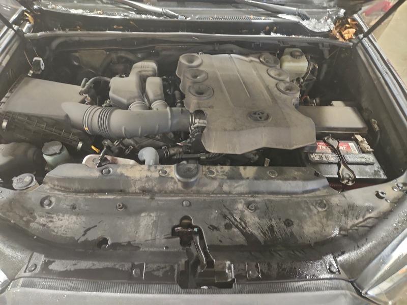 Фото 12 - TOYOTA 4RUNNER