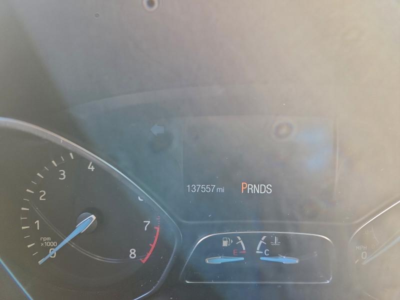 Фото 9 - FORD FOCUS