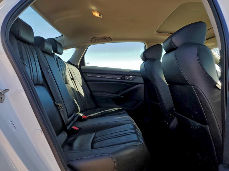 Фото 10 - HONDA ACCORD