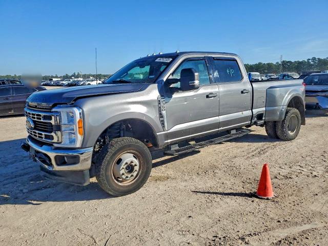 Фото 1 - FORD F350