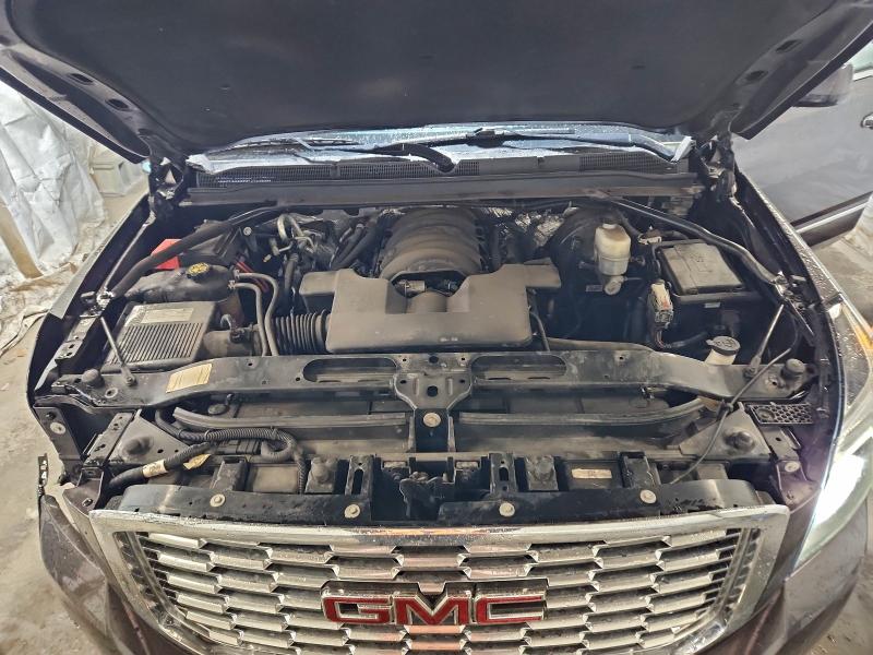 Фото 12 - GMC YUKON