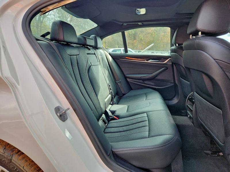 Фото 10 - BMW 5 SERIES