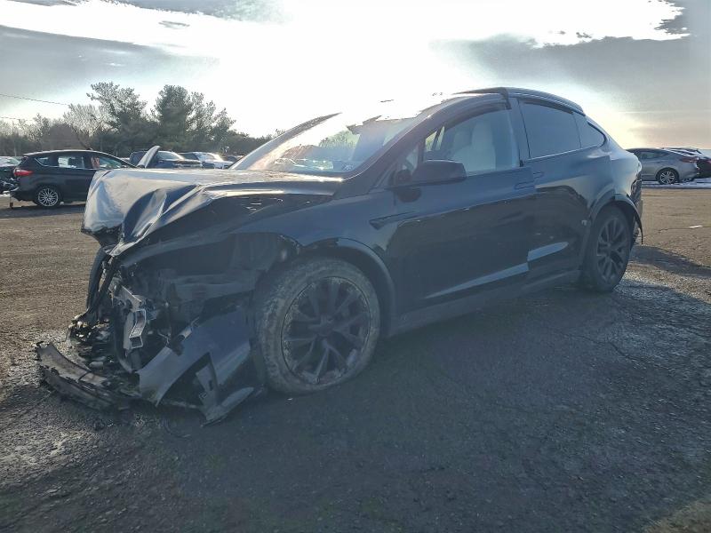 Фото 1 - TESLA MODEL X