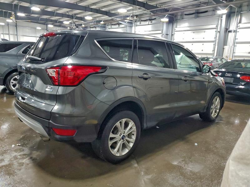 Фото 3 - FORD ESCAPE