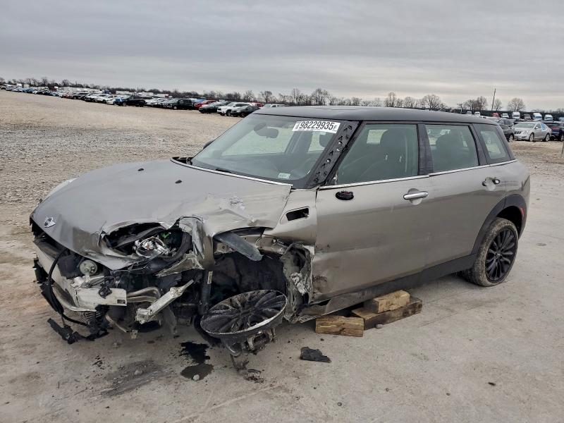 Фото 1 - MINI COOPER